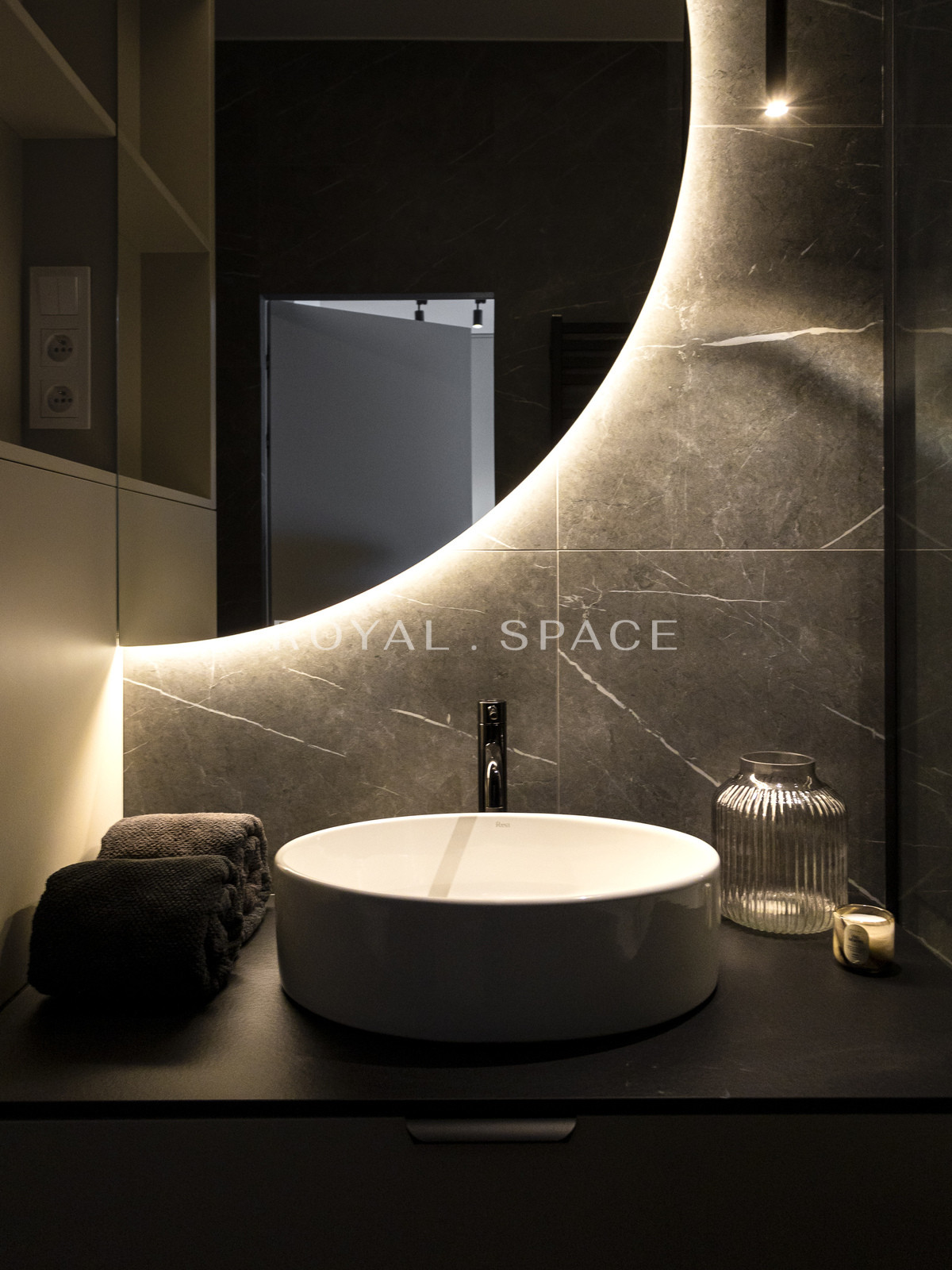 Nowy Apartament z garderobą w Noho N14