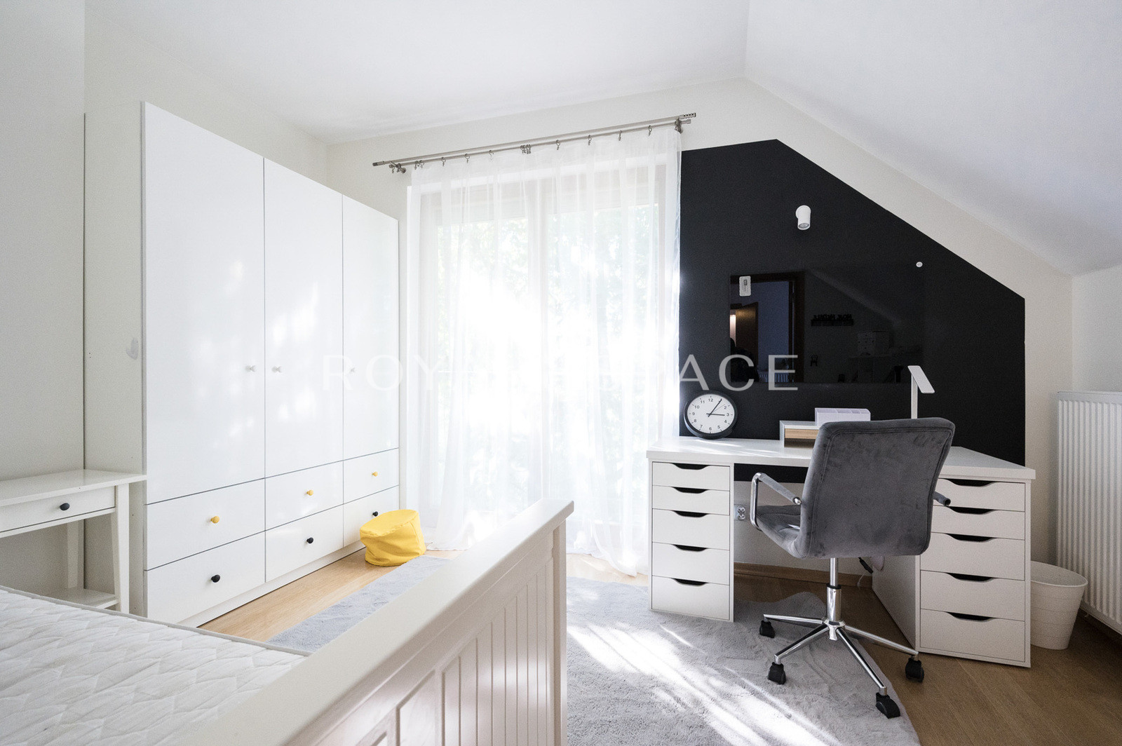 Просторий будинок окремо стоячий на ділянці з видом!