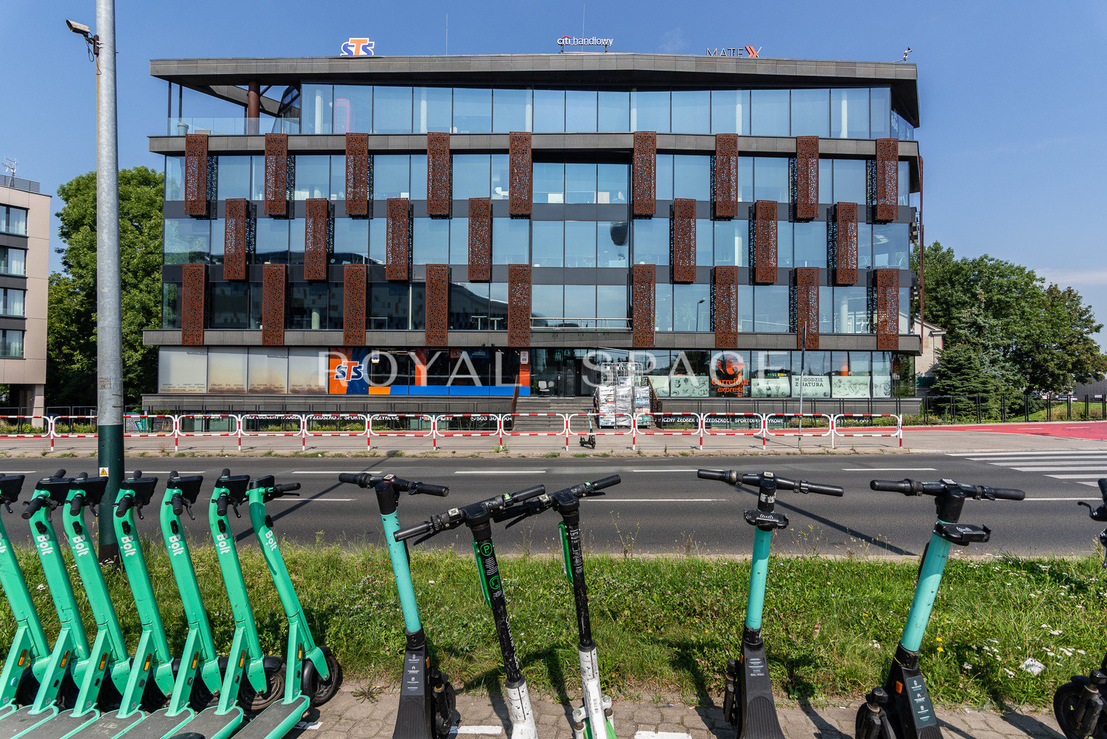 Commercial Premises near Grunwaldzkie Roundabout