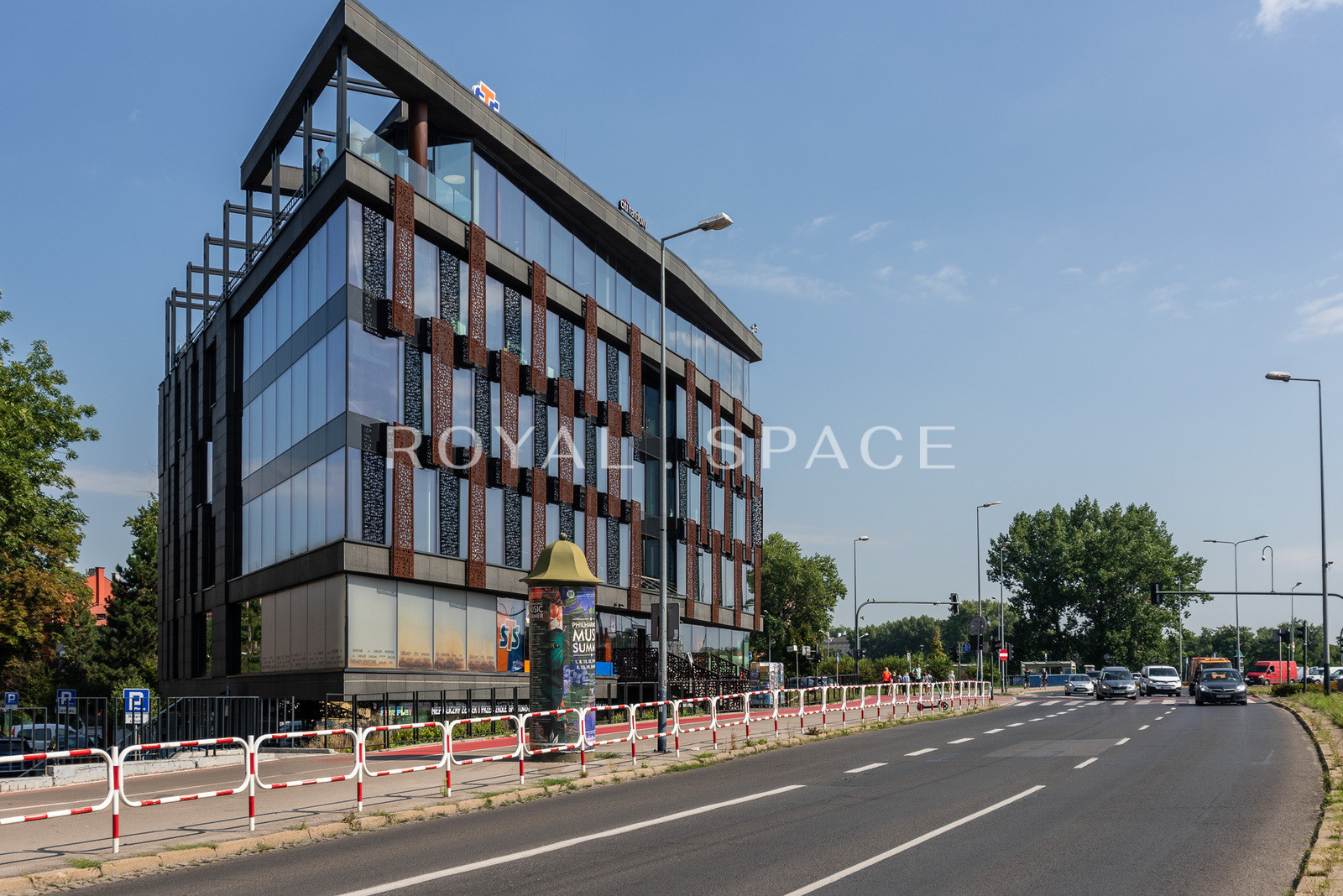 Commercial Premises near Grunwaldzkie Roundabout