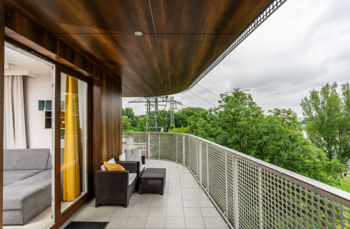Apartment with a terrace and a view of the Vistula