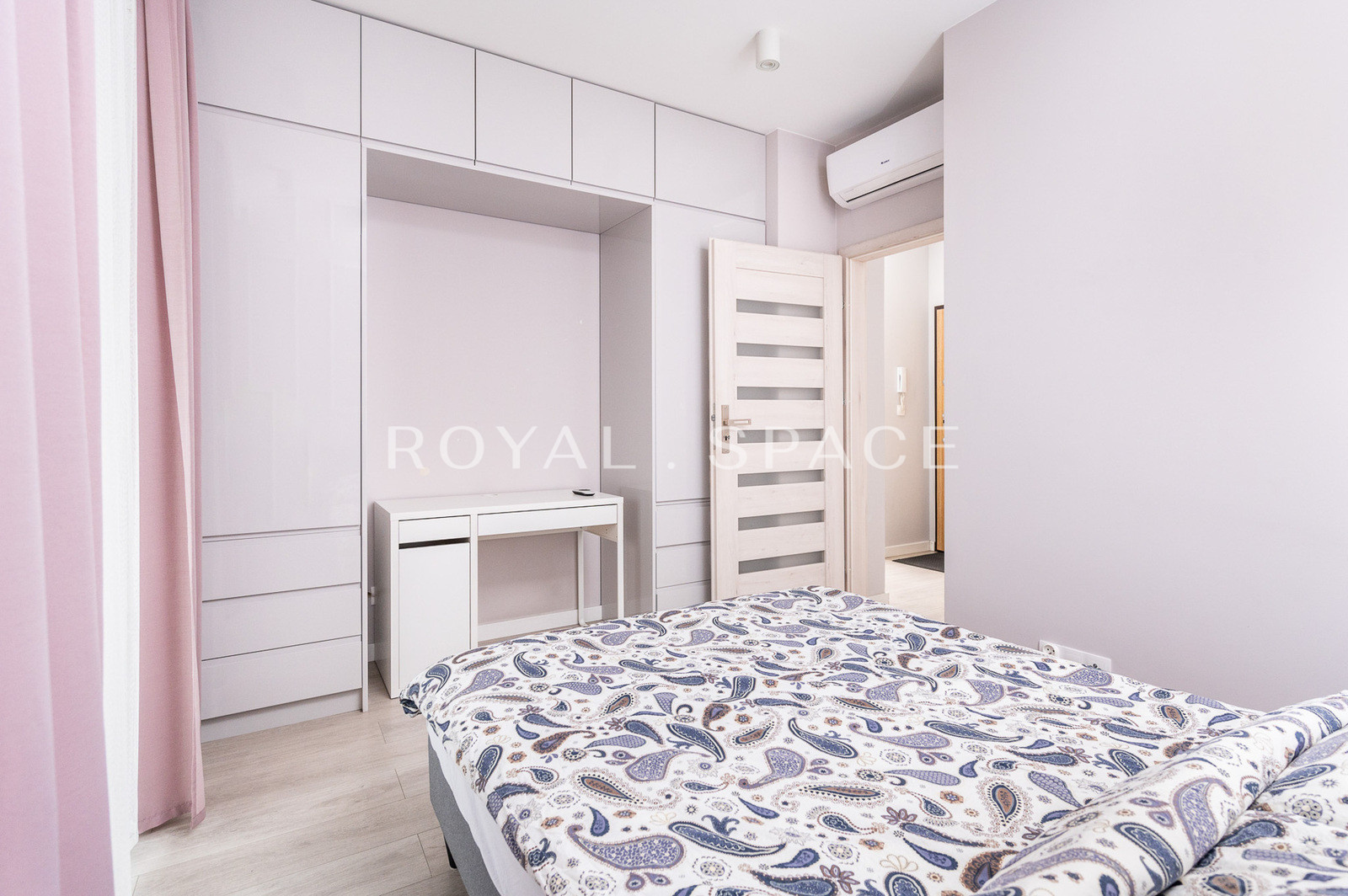 Apartment with a terrace and a view of the Vistula