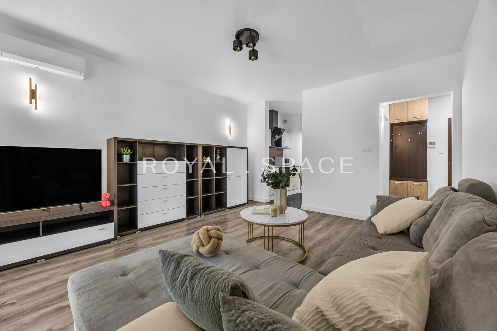 Funkcjonalny apartament koło Browarów Warszawskich