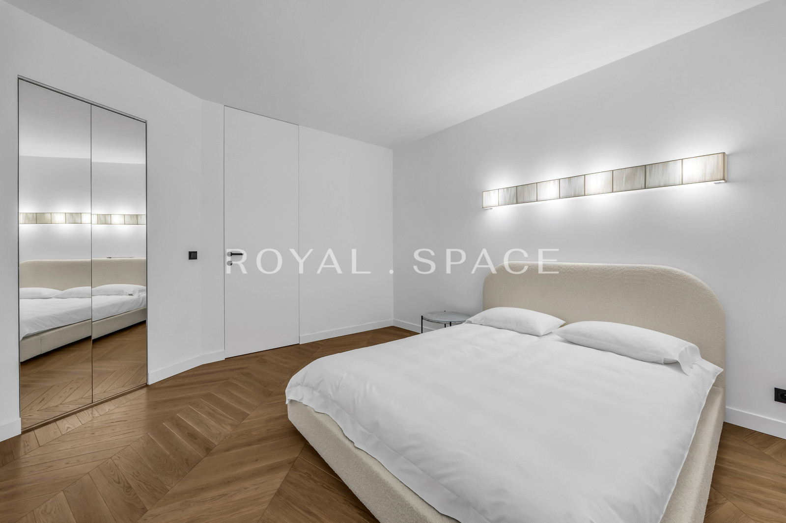 Spacious Apartment with an 18 m² Terrace