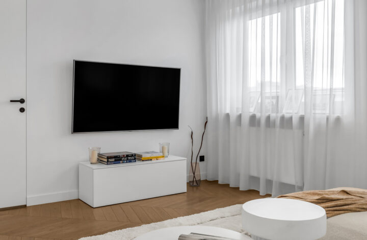 Spacious Apartment with an 18 m² Terrace