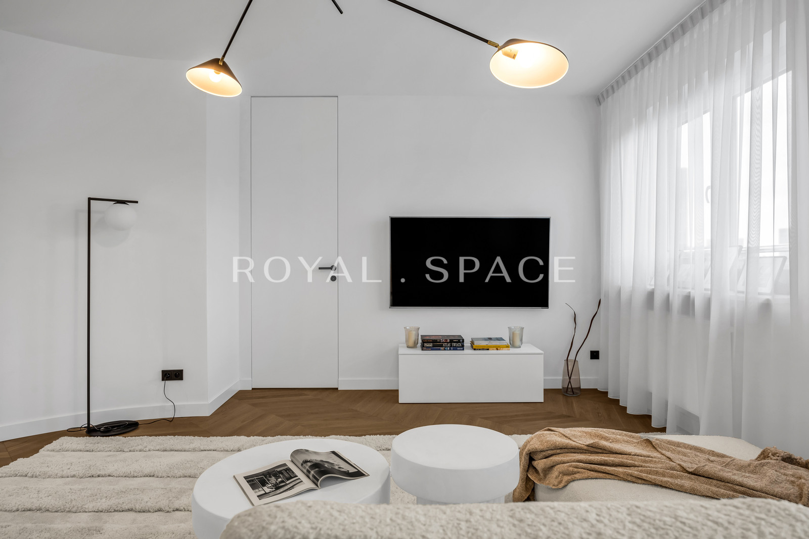 Spacious Apartment with an 18 m² Terrace
