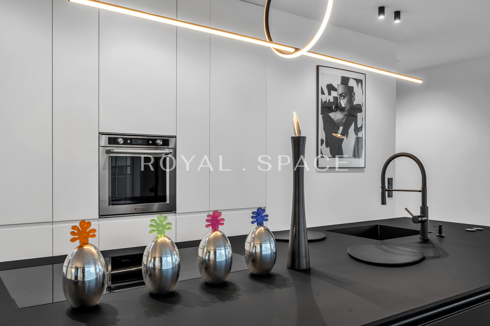 Spacious Apartment with an 18 m² Terrace