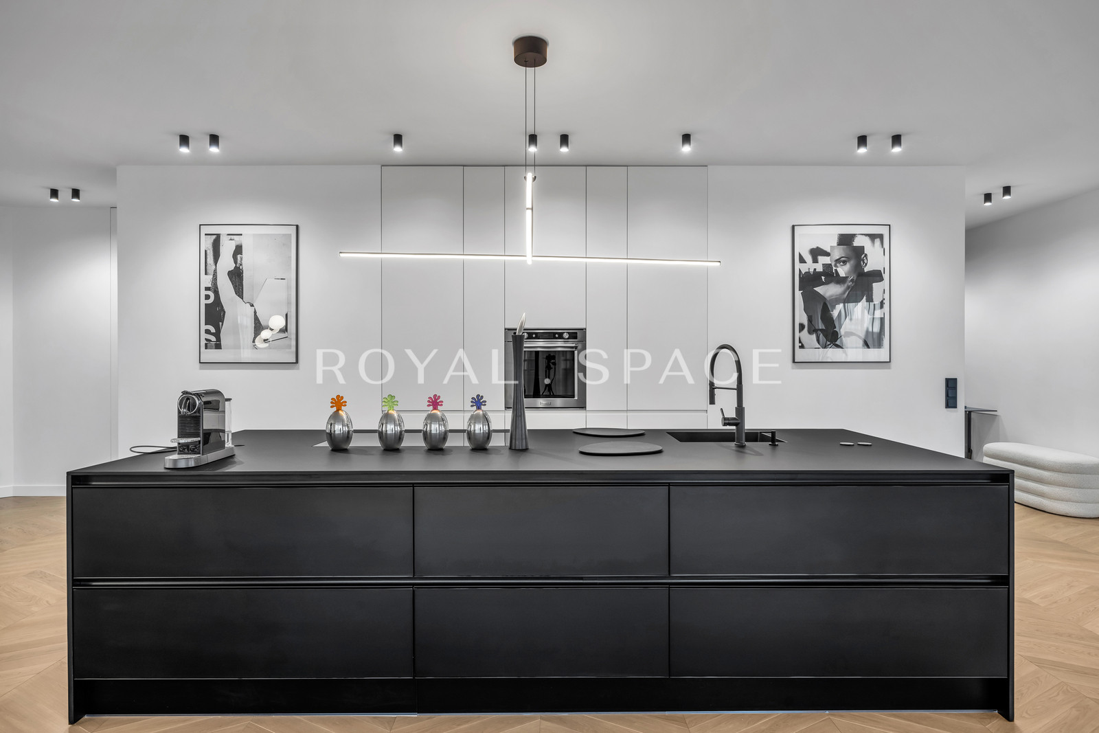 Spacious Apartment with an 18 m² Terrace