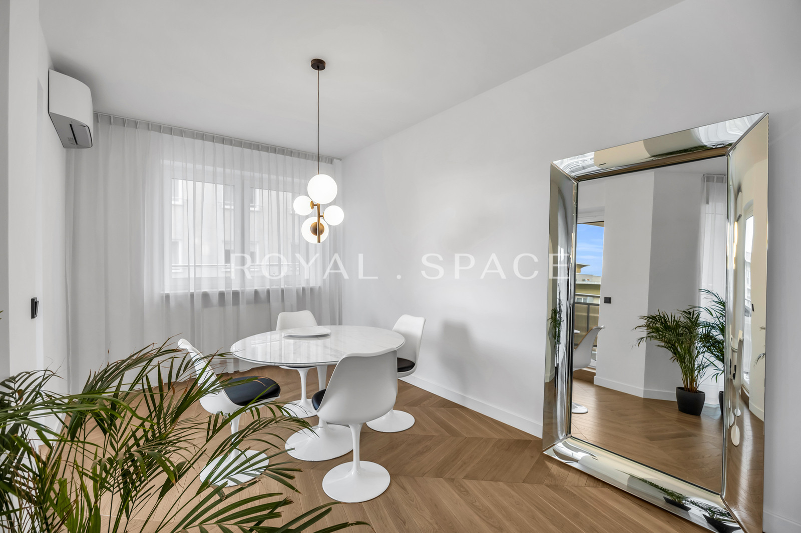 Spacious Apartment with an 18 m² Terrace