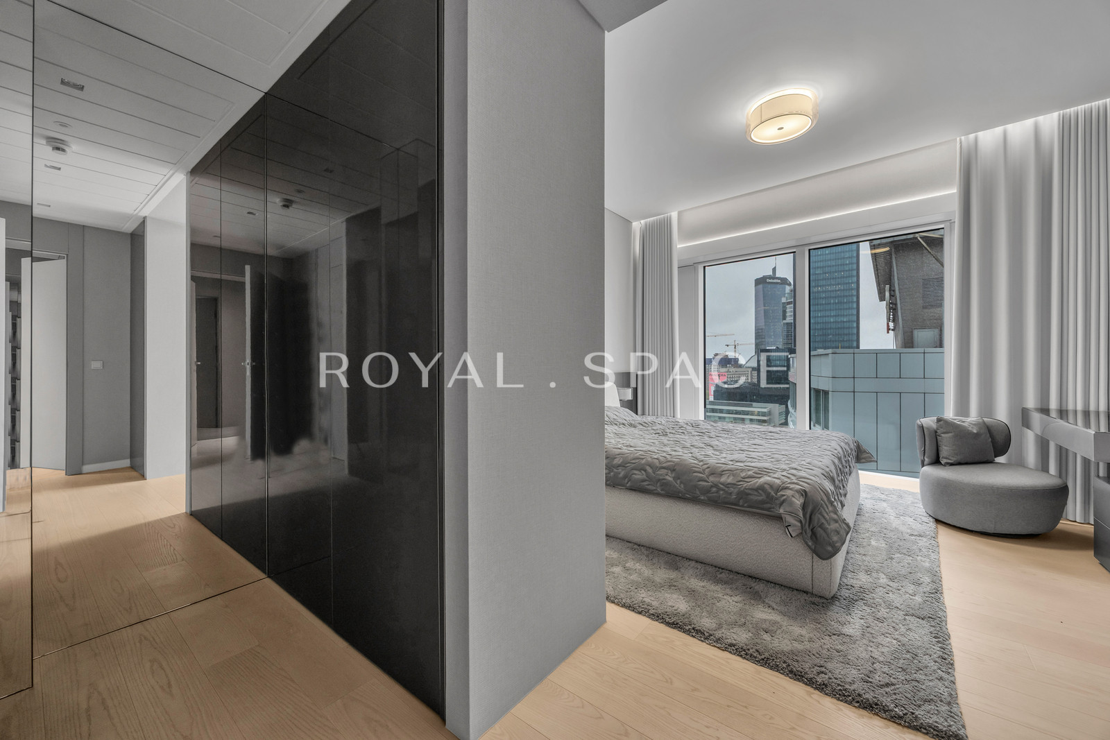 Unique Apartment at Złota 44!