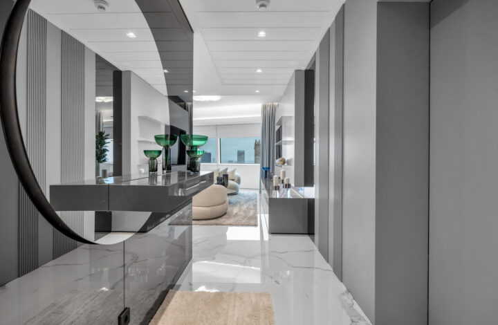 Unique Apartment at Złota 44!