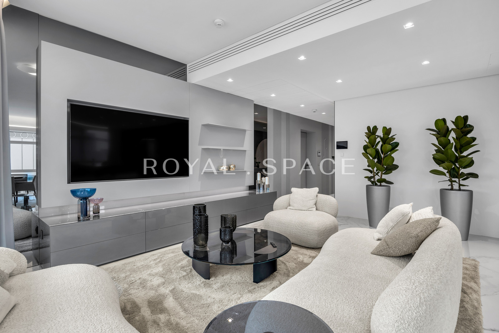 Unique Apartment at Złota 44!