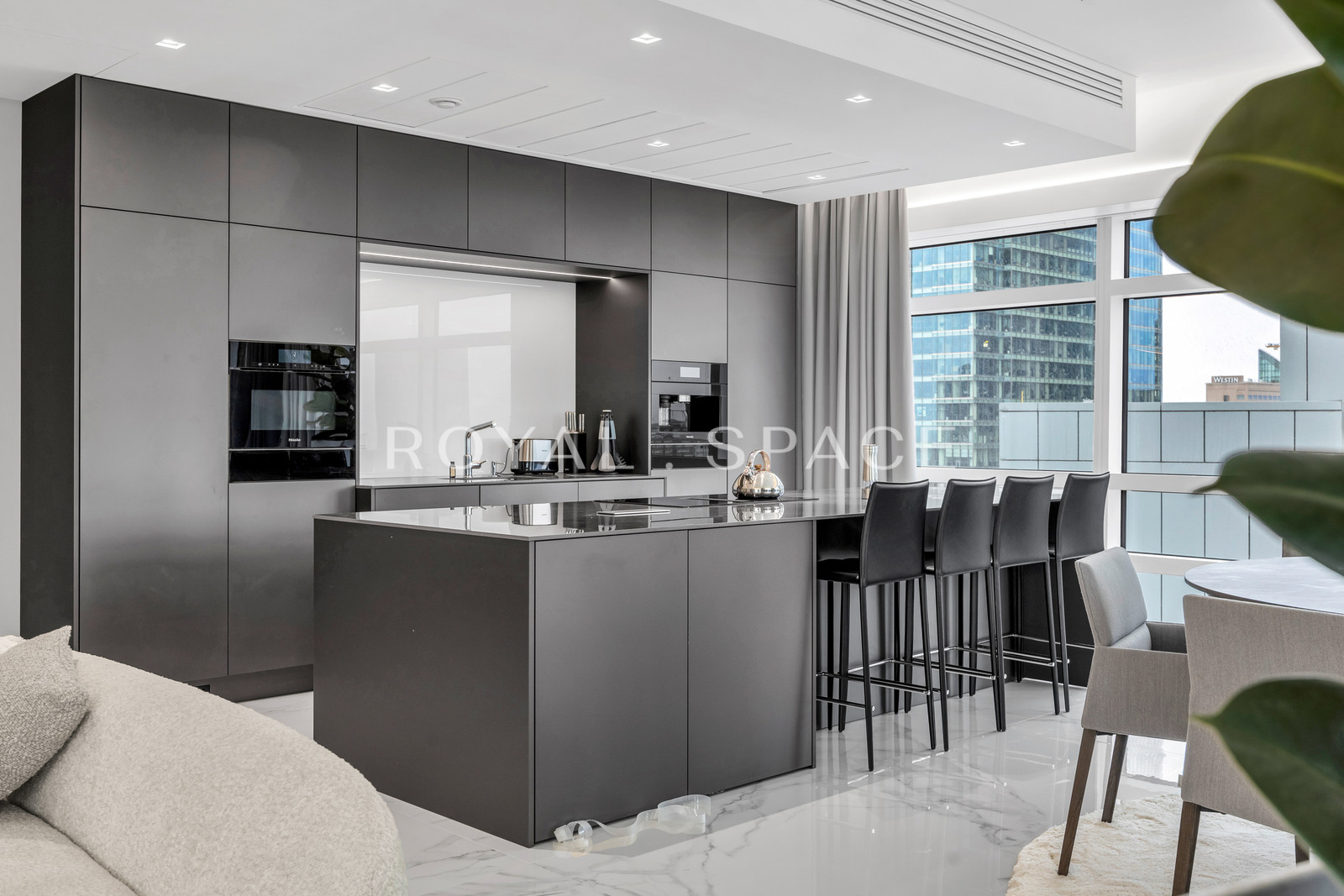 Unique Apartment at Złota 44!