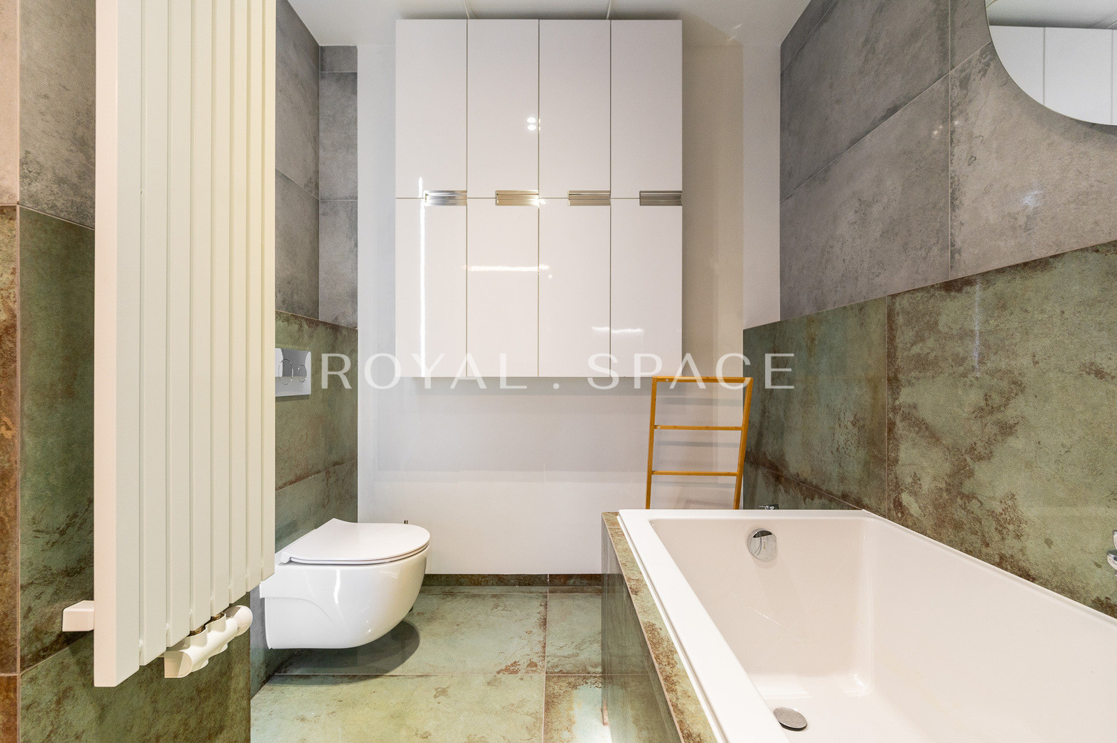 Квартира з двома огрудками на Волі Юстовській