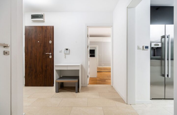 Air-conditioned apartment with a large garden