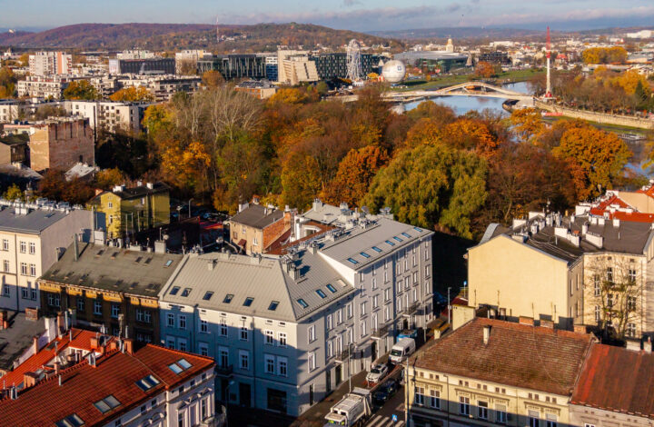 Kraków, Podgórze, pl. Emila Serkowskiego