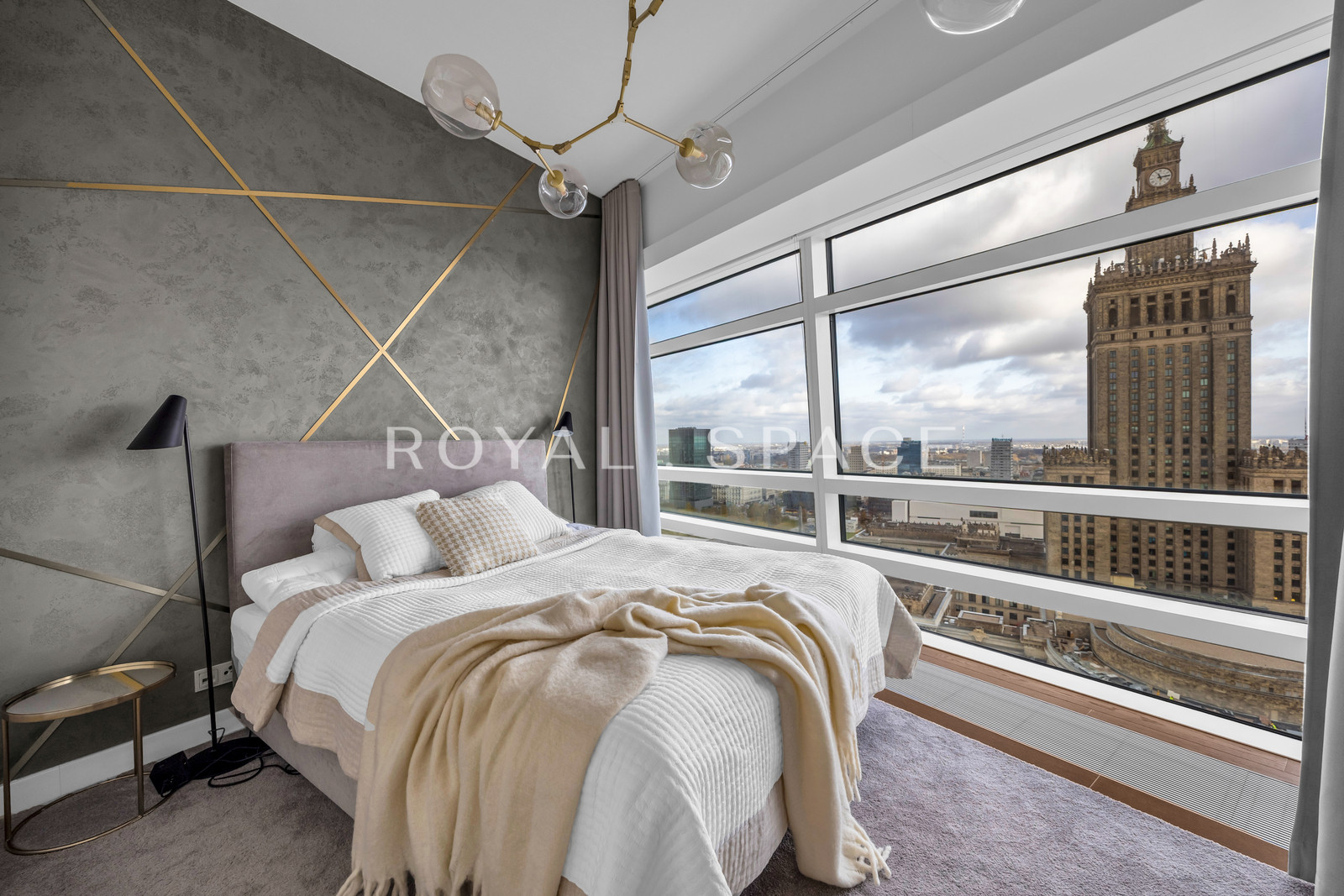 Панорамний апартамент на 23 поверсі | Złota 44