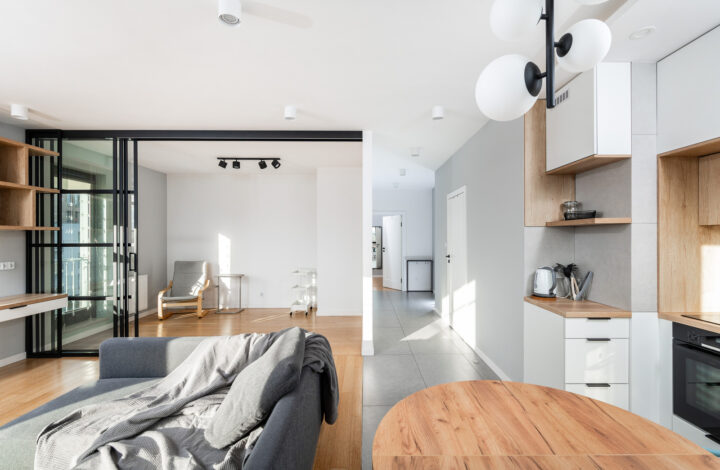 Простора квартира з терасою поблизу Багри