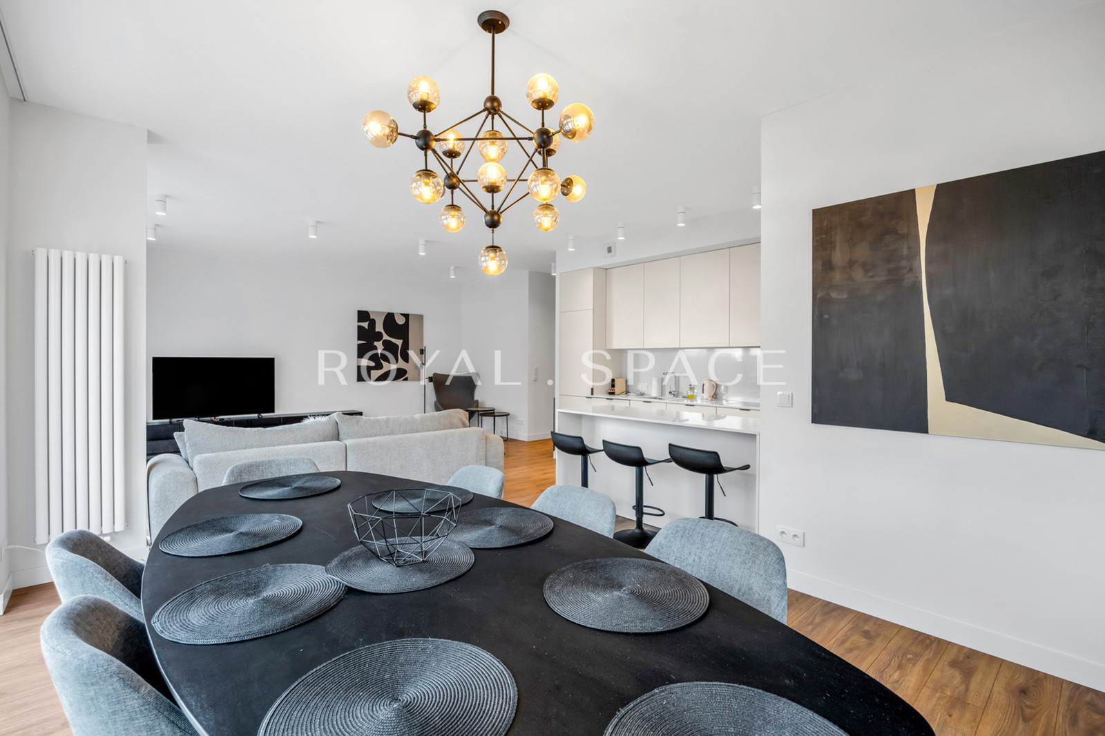 Apartament z ogrodem 100m2 oraz przeszkleniami