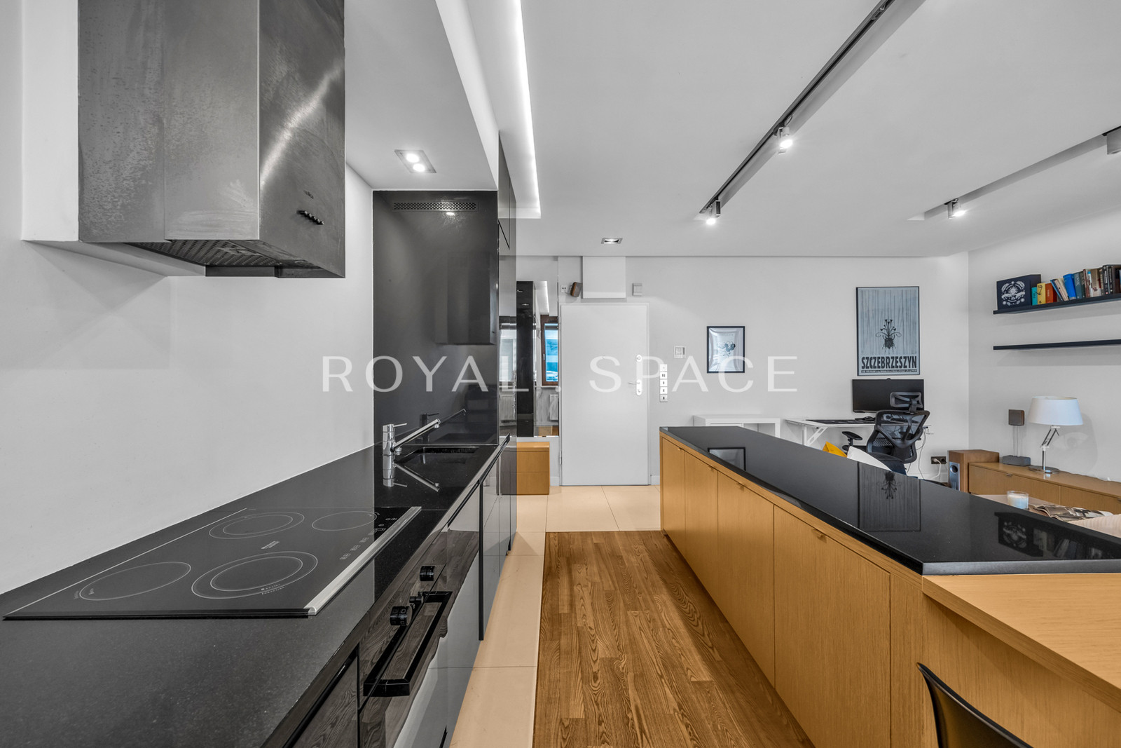 Простора квартира з терасою | Meridian