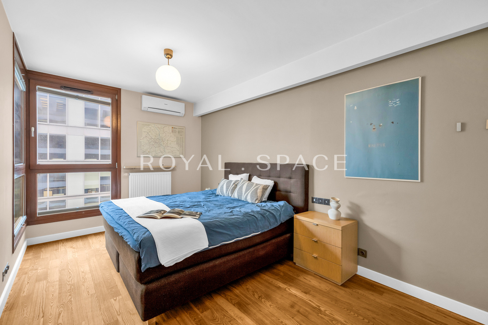 Простора квартира з терасою | Meridian