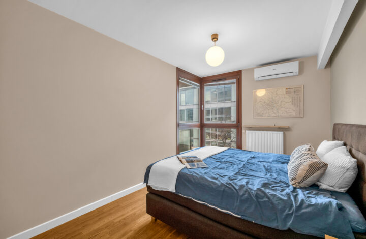 Простора квартира з терасою | Meridian