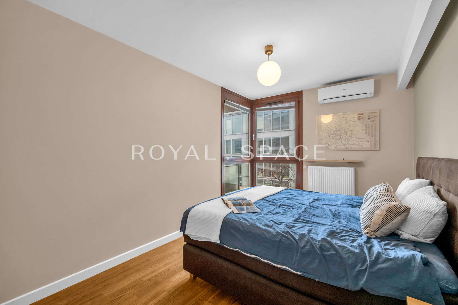 Простора квартира з терасою | Meridian