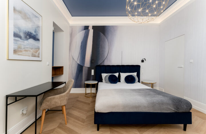 Apartament w odrestaurowanej kamienicy obok Plant!