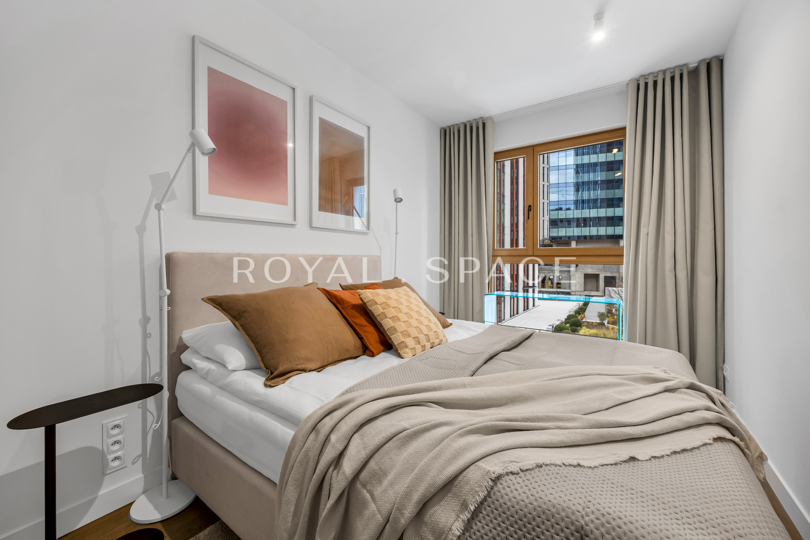 Exclusive 4-Room Apartment | Towarowa Square