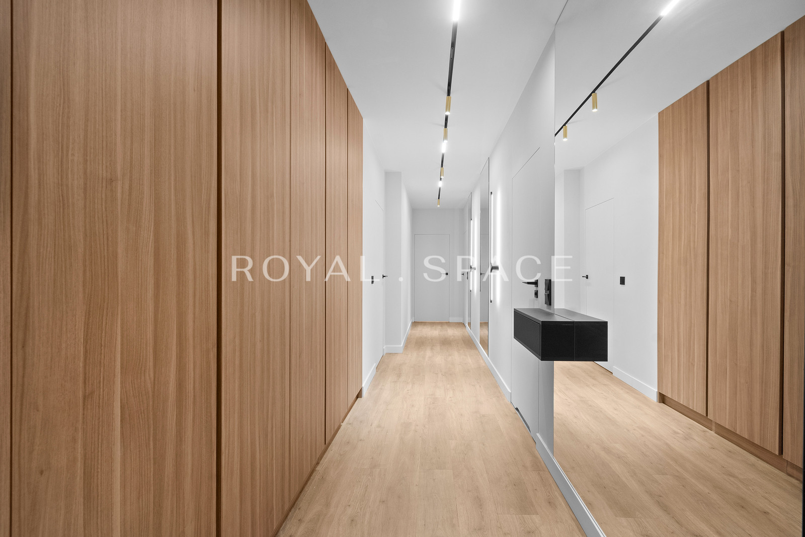 Сучасні апартаменти у Волі