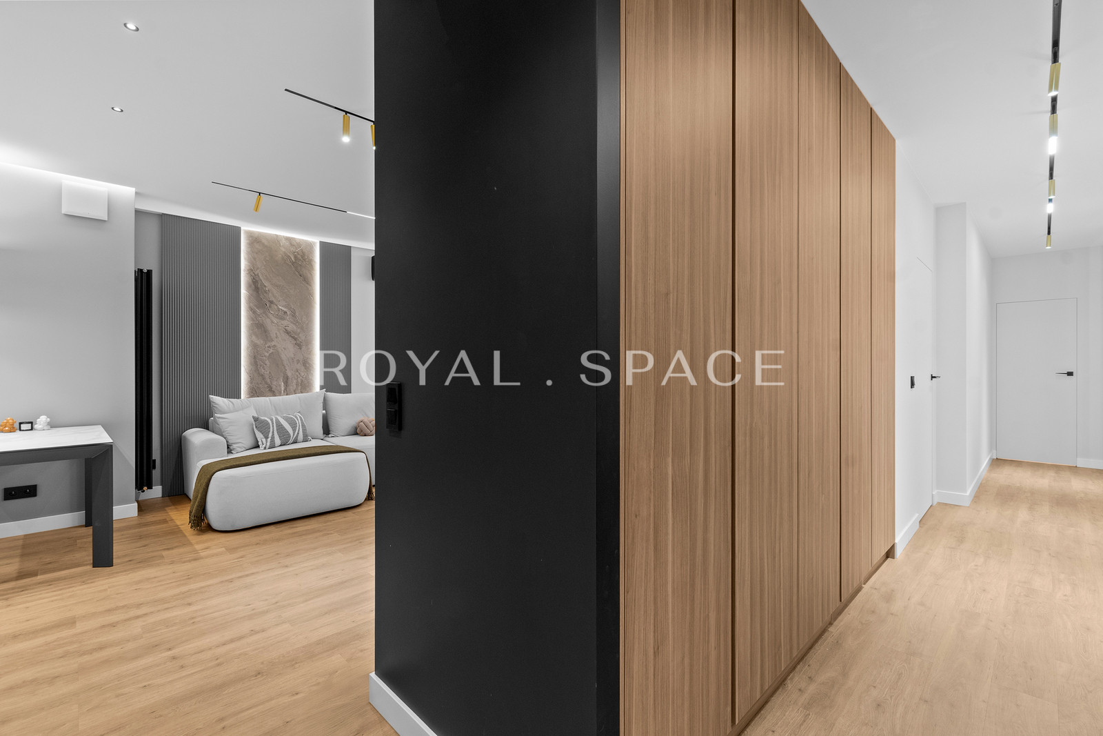 Сучасні апартаменти у Волі