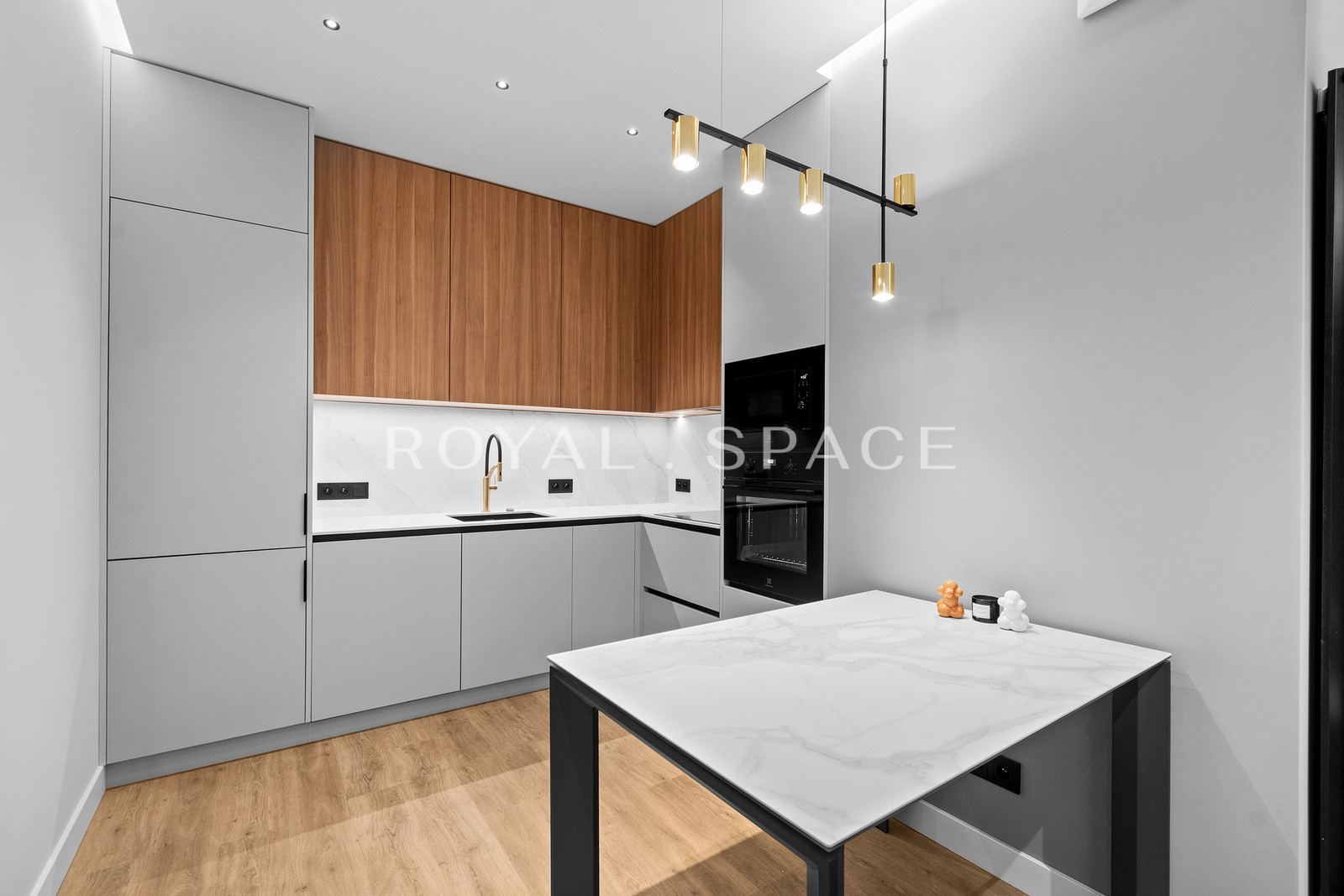 Сучасні апартаменти у Волі