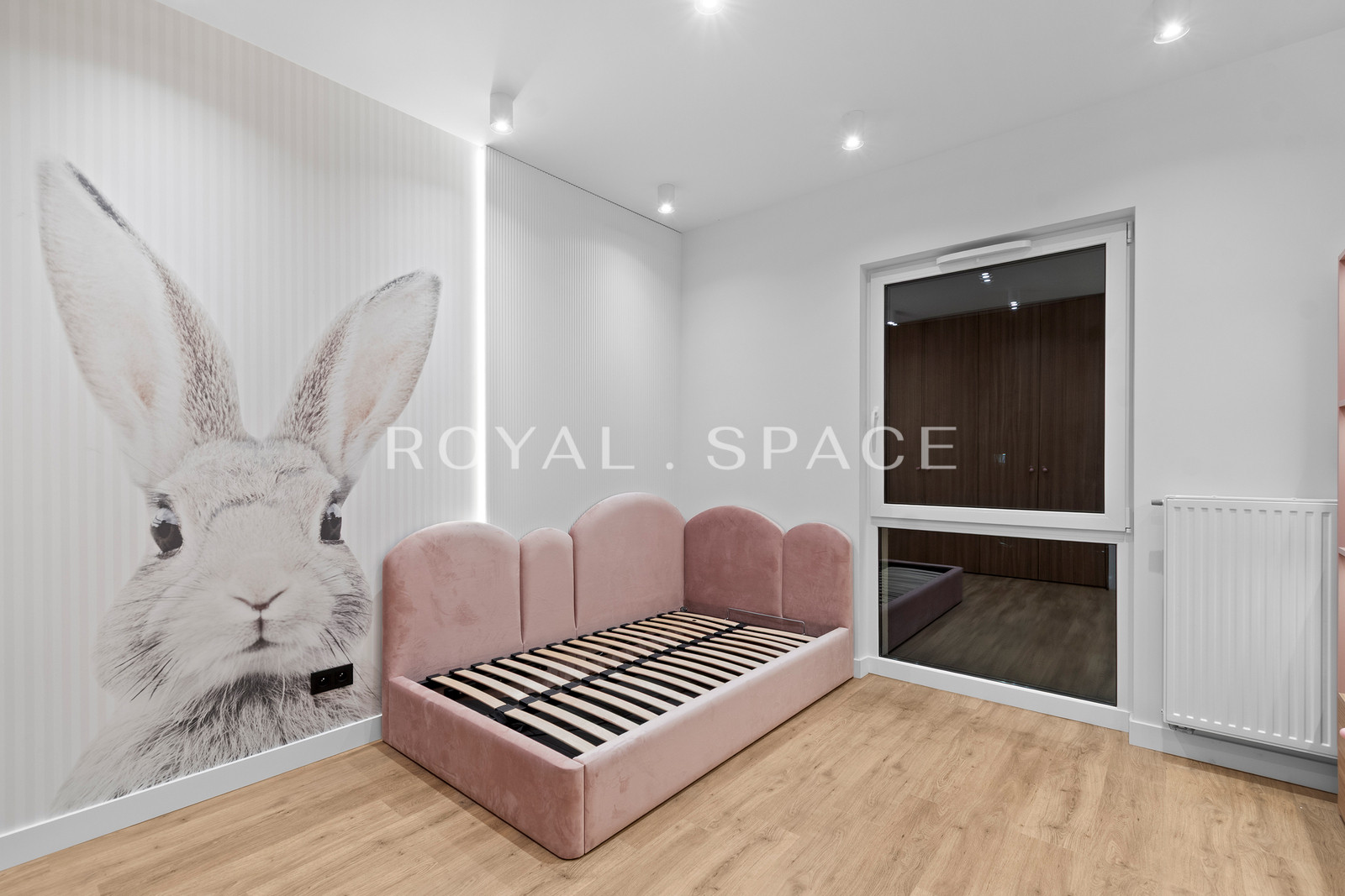 Сучасні апартаменти у Волі