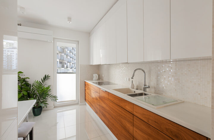 Простора квартира в Mokotów