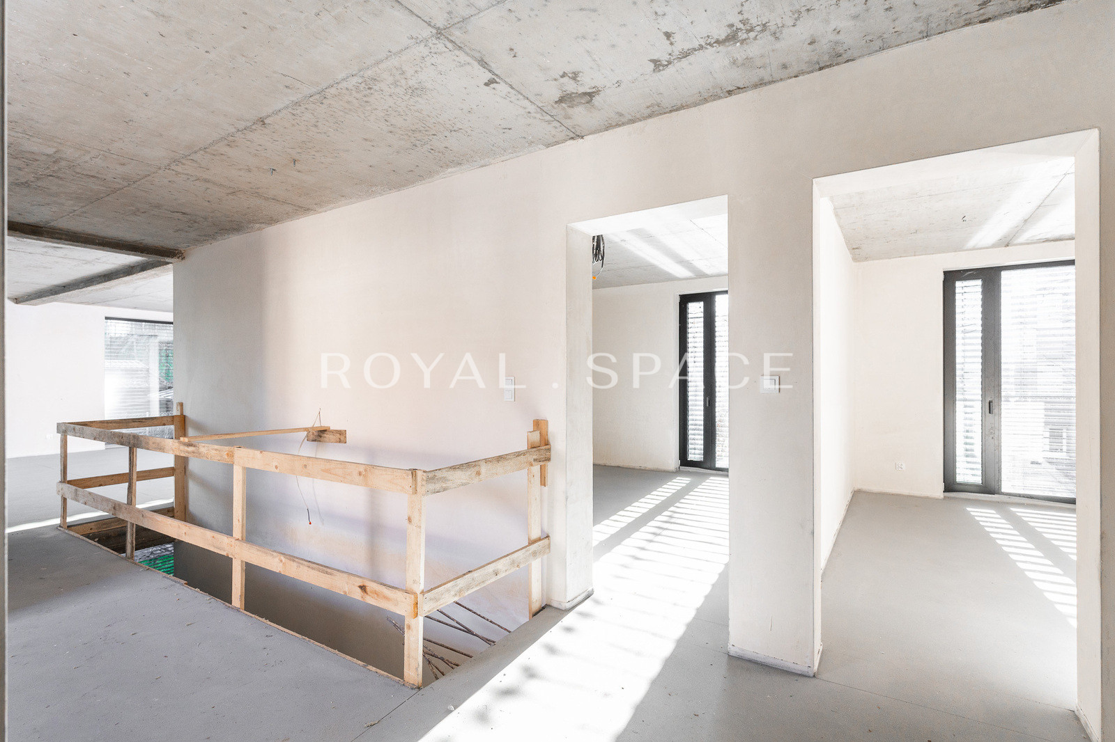 Dwupoziomowy apartament z ogrodem | 02