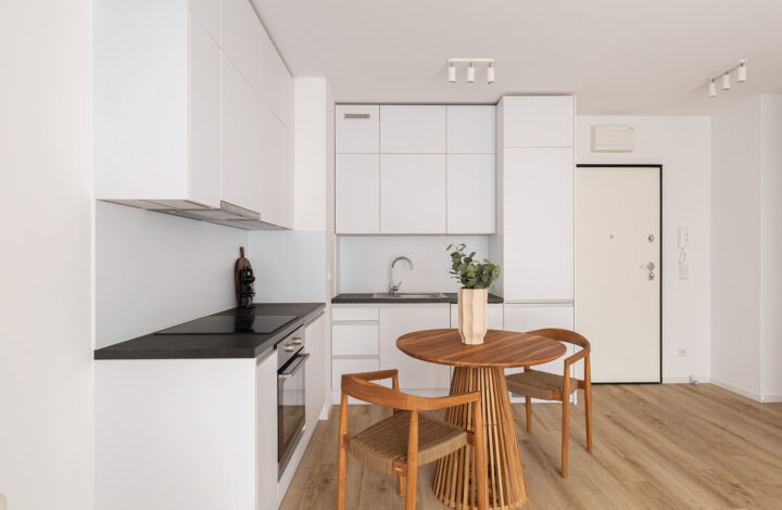 Привабливі світлі апартаменти біля Norblina