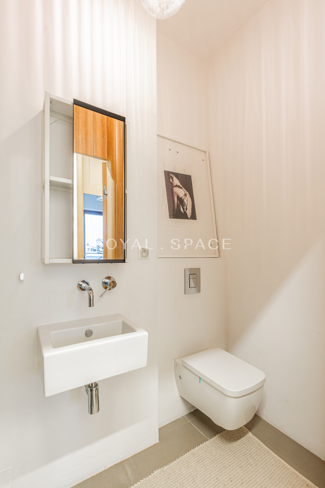 Величезна квартира з терасою 120 м²