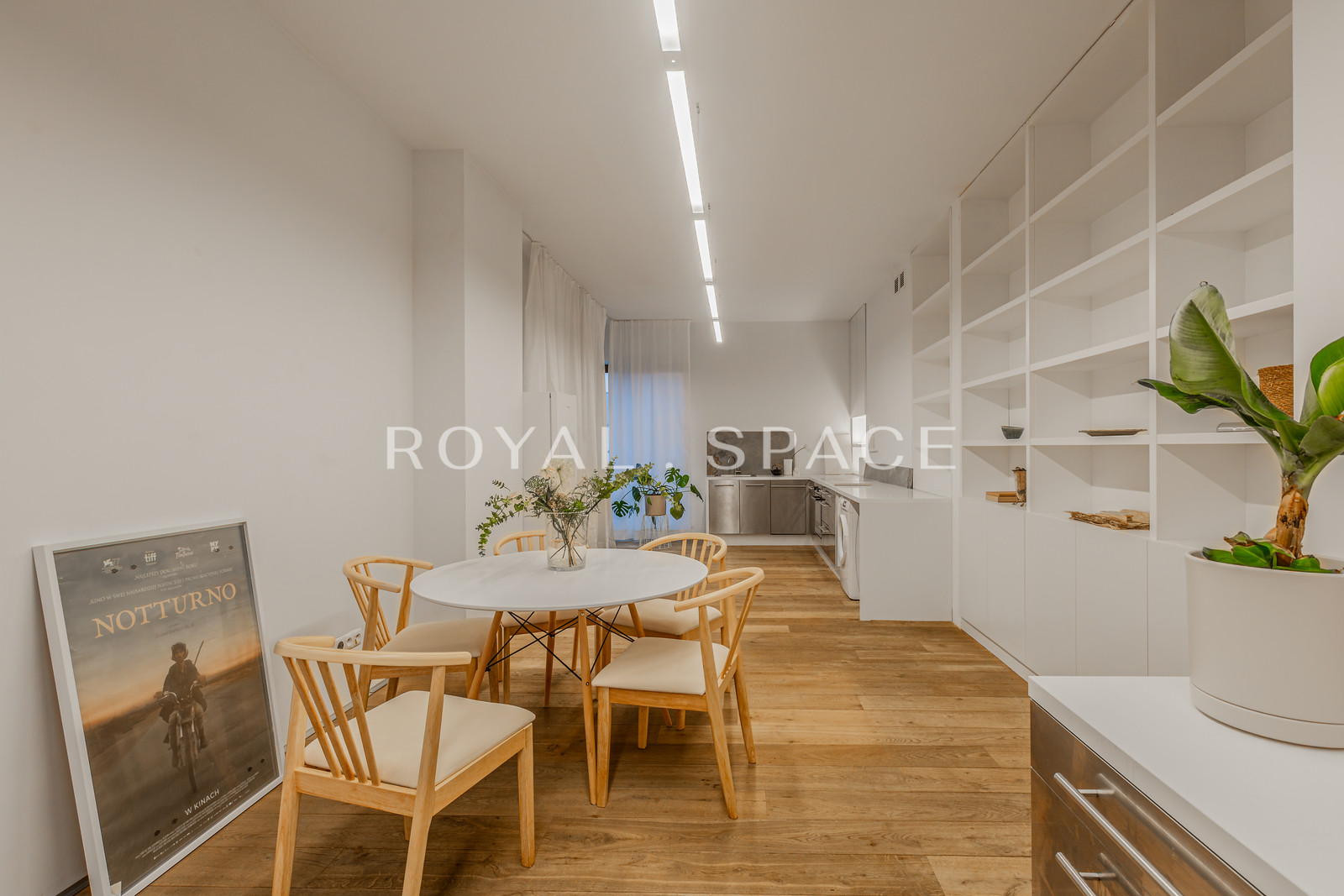 Величезна квартира з терасою 120 м²