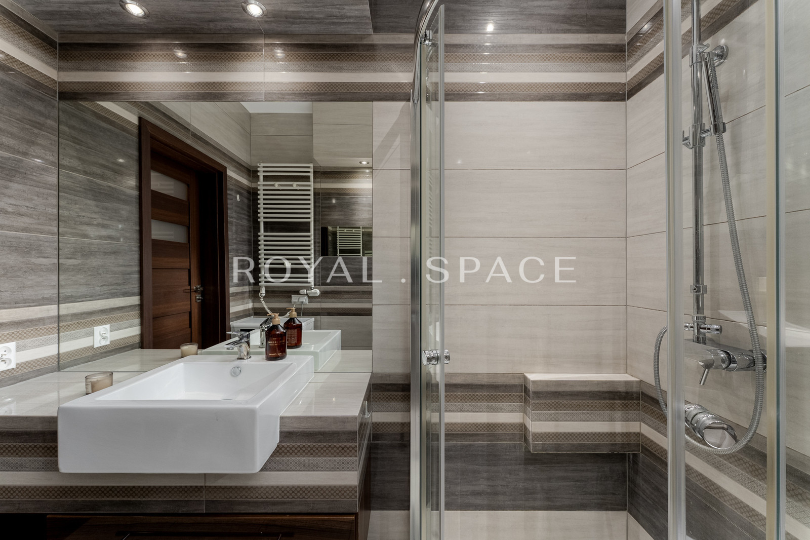 Studio z dużym balkonem na Wiślanych Tarasach!