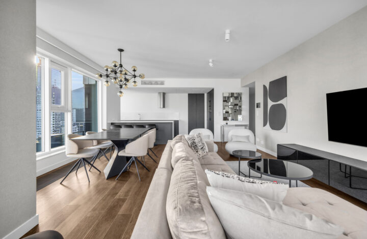 Unique Tower | High floor | Top view!