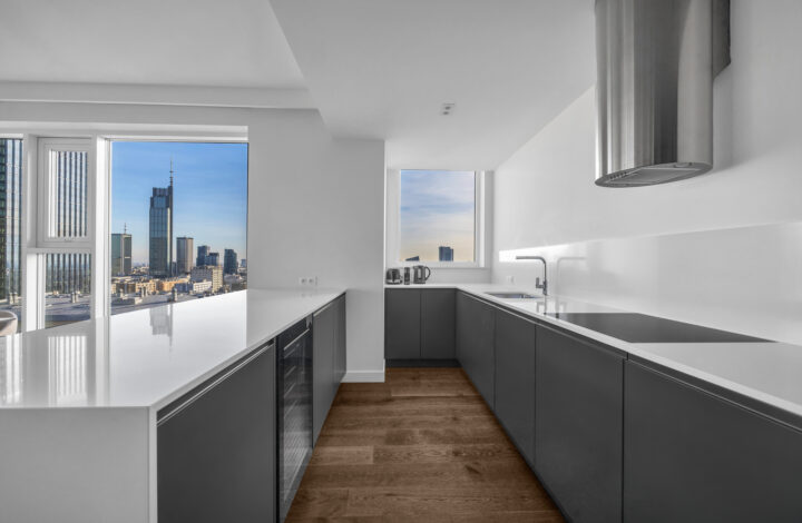 Unique Tower | High floor | Top view!