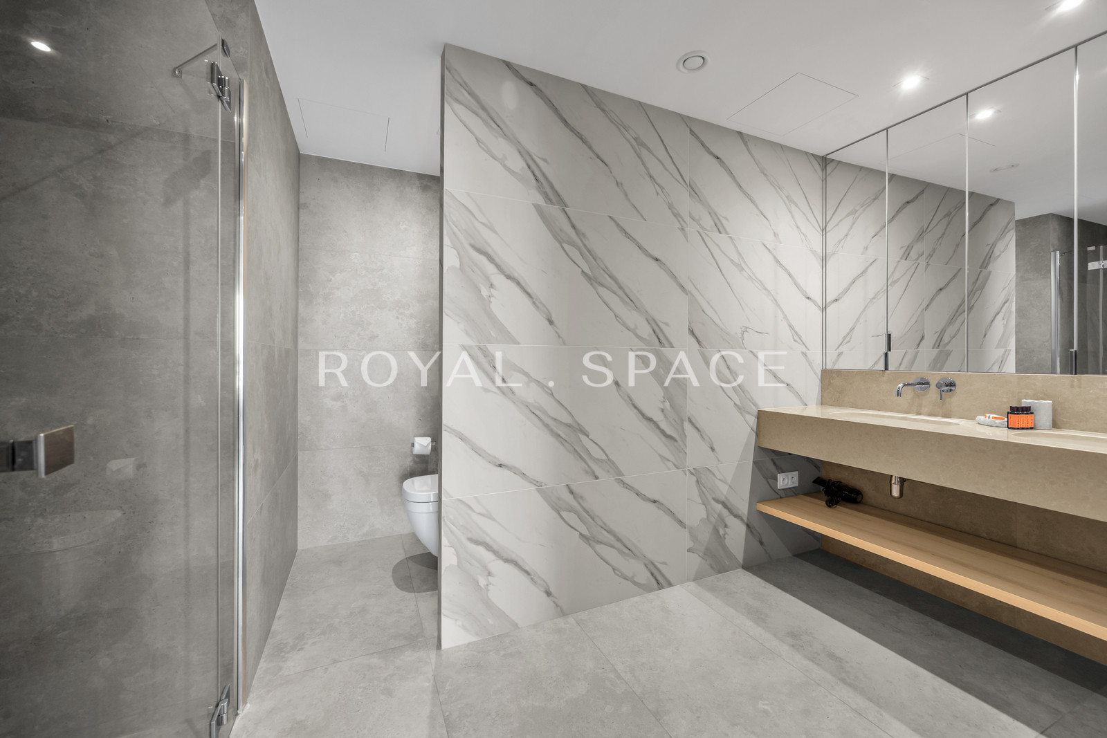 Unique Tower | High floor | Top view!