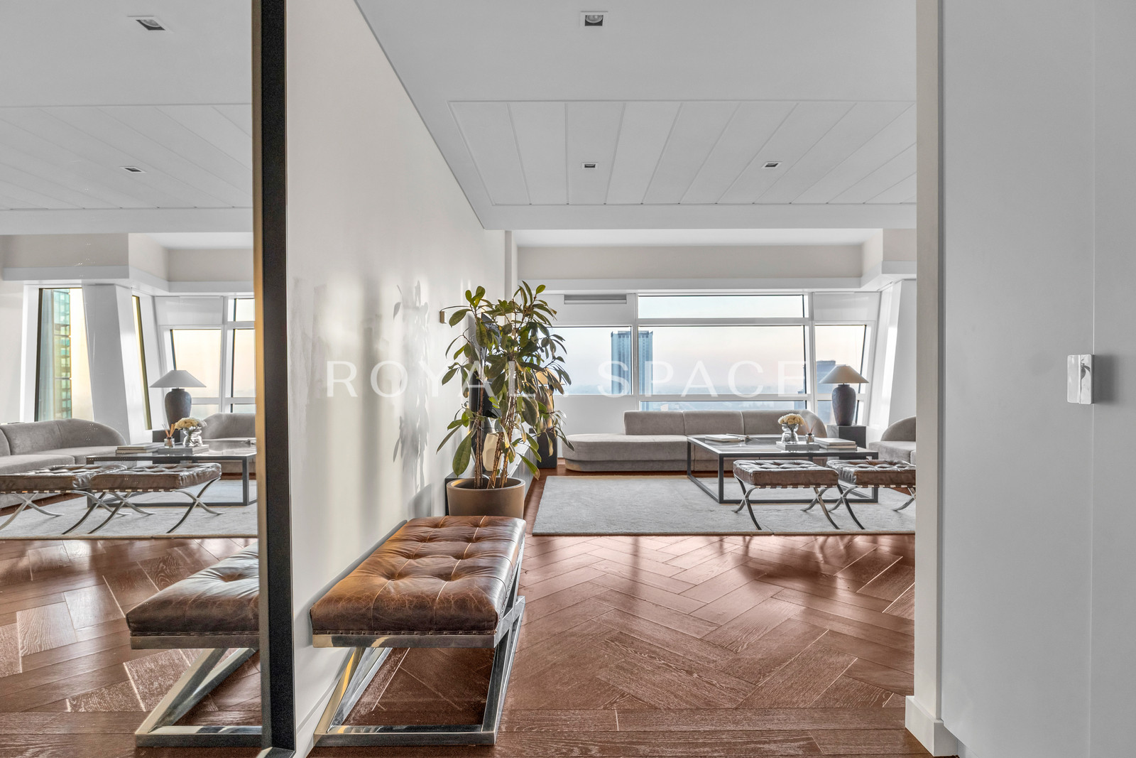 Złota 44 | Wysokie piętro | Nowoczesny apartament