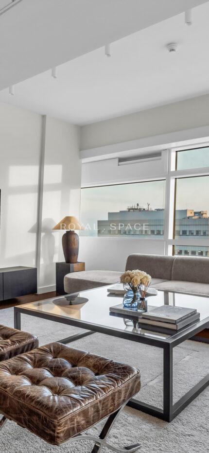 Złota 44 | Wysokie piętro | Nowoczesny apartament