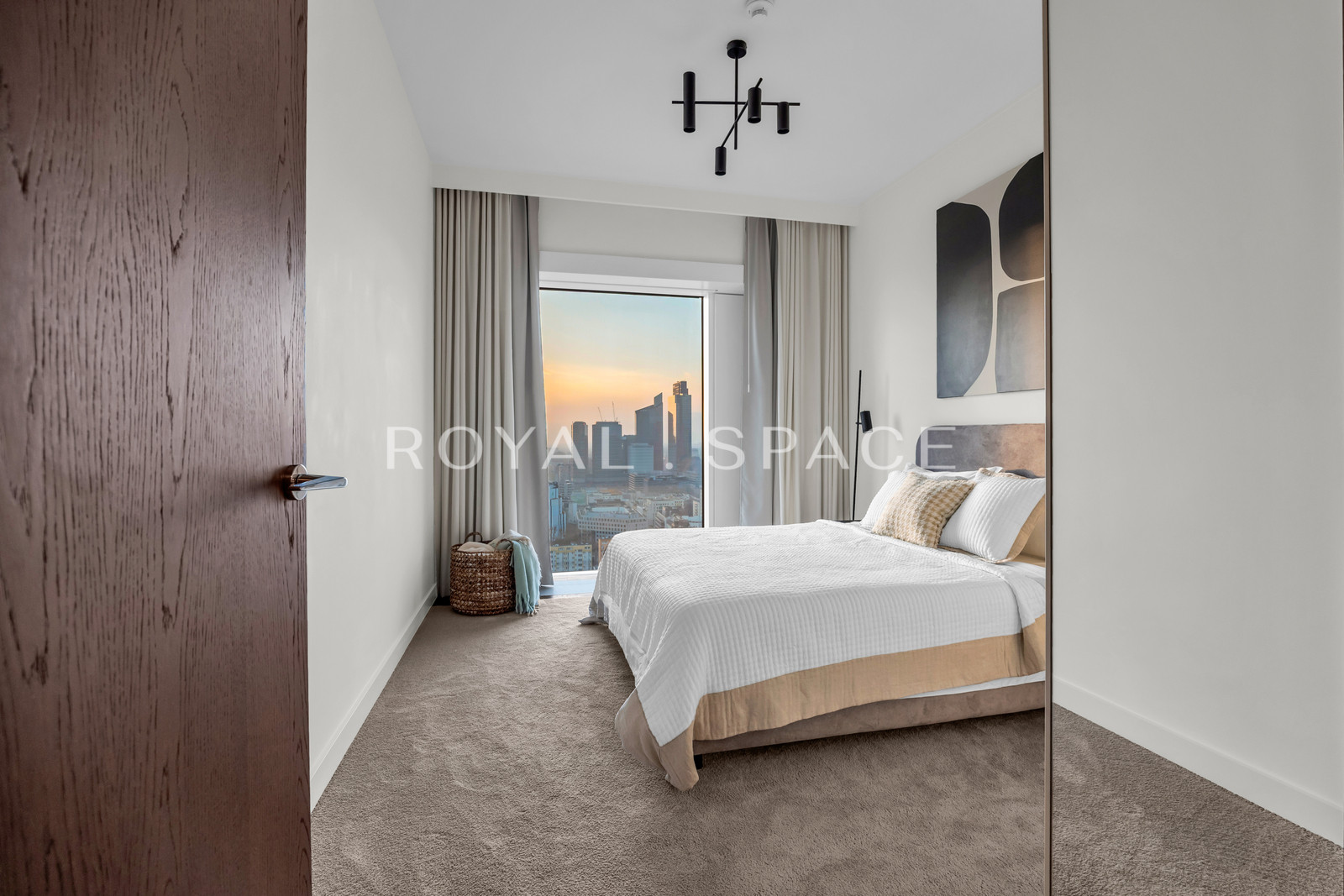 Złota 44 | Wysokie piętro | Nowoczesny apartament