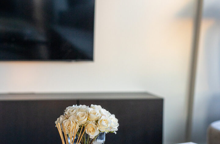 Złota 44 | Wysokie piętro | Nowoczesny apartament