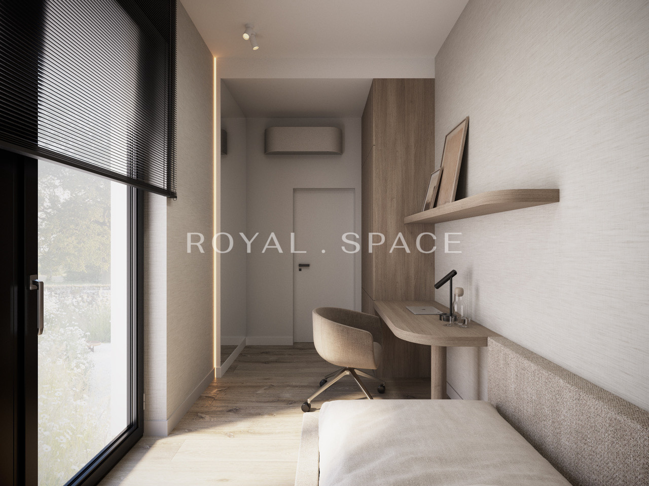 Apartment with a 400 sqm garden in the city center