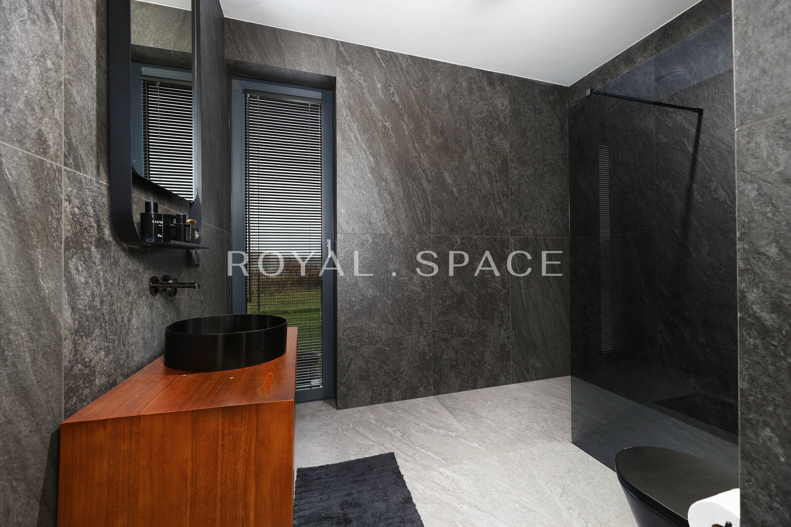 Вілла з басейном та приватністю | Olszanica