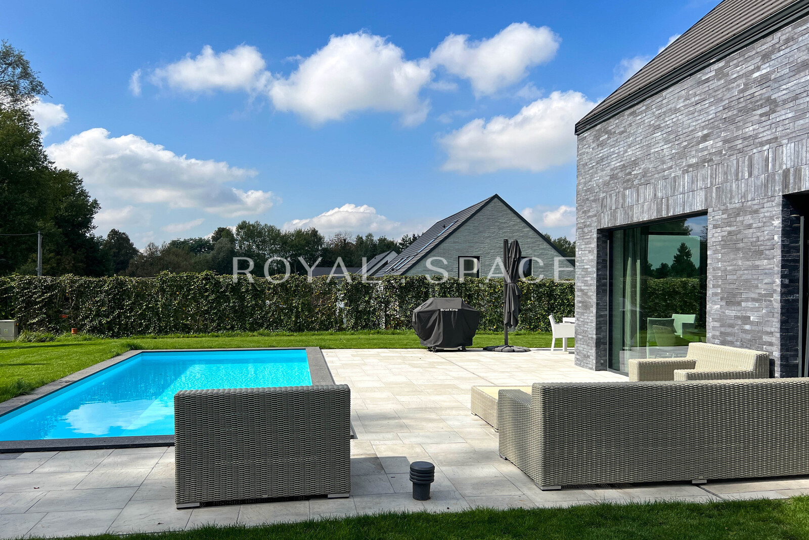 Вілла з басейном та приватністю | Olszanica
