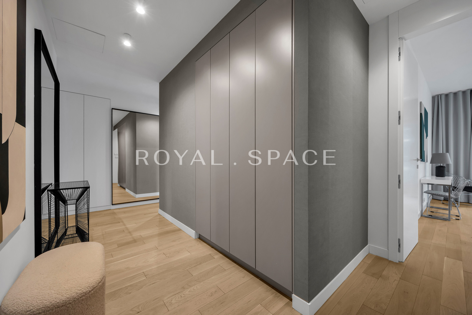 Apartament na 13 piętrze w Mennica Residence!